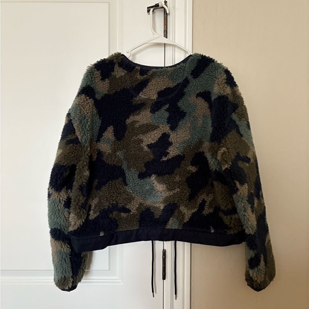 Everlane Camouflage Jacket - Picture 2 of 4